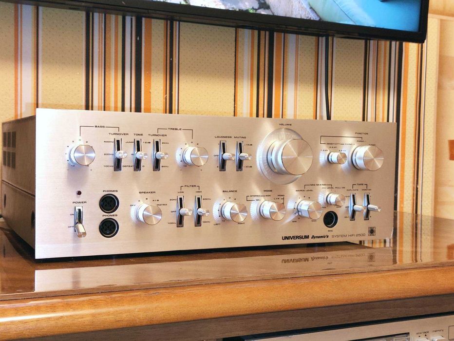 Усилитель Universum V 3297 Dynamics System Hi-Fi 2500