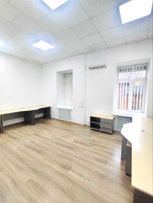 Без%! Ярославов Вал, офис с ремонтом, метро Золотые Ворота-5минут!