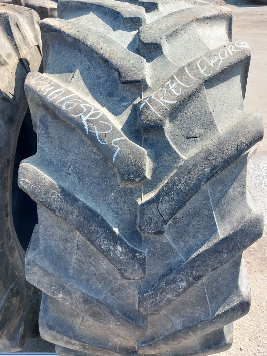440/65R24 Trelleborg opony używane rolnicze para