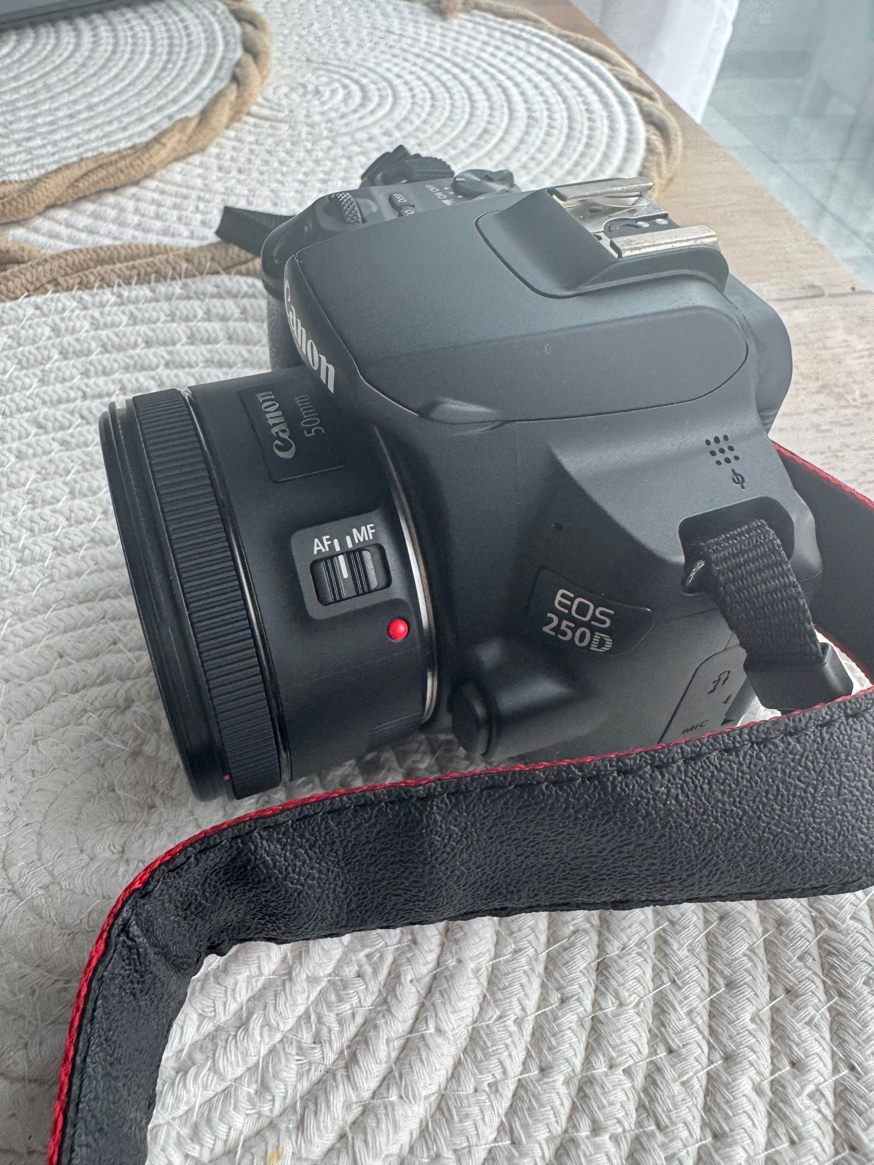 Canon eos  250d plus 3 obiektywy i lampa