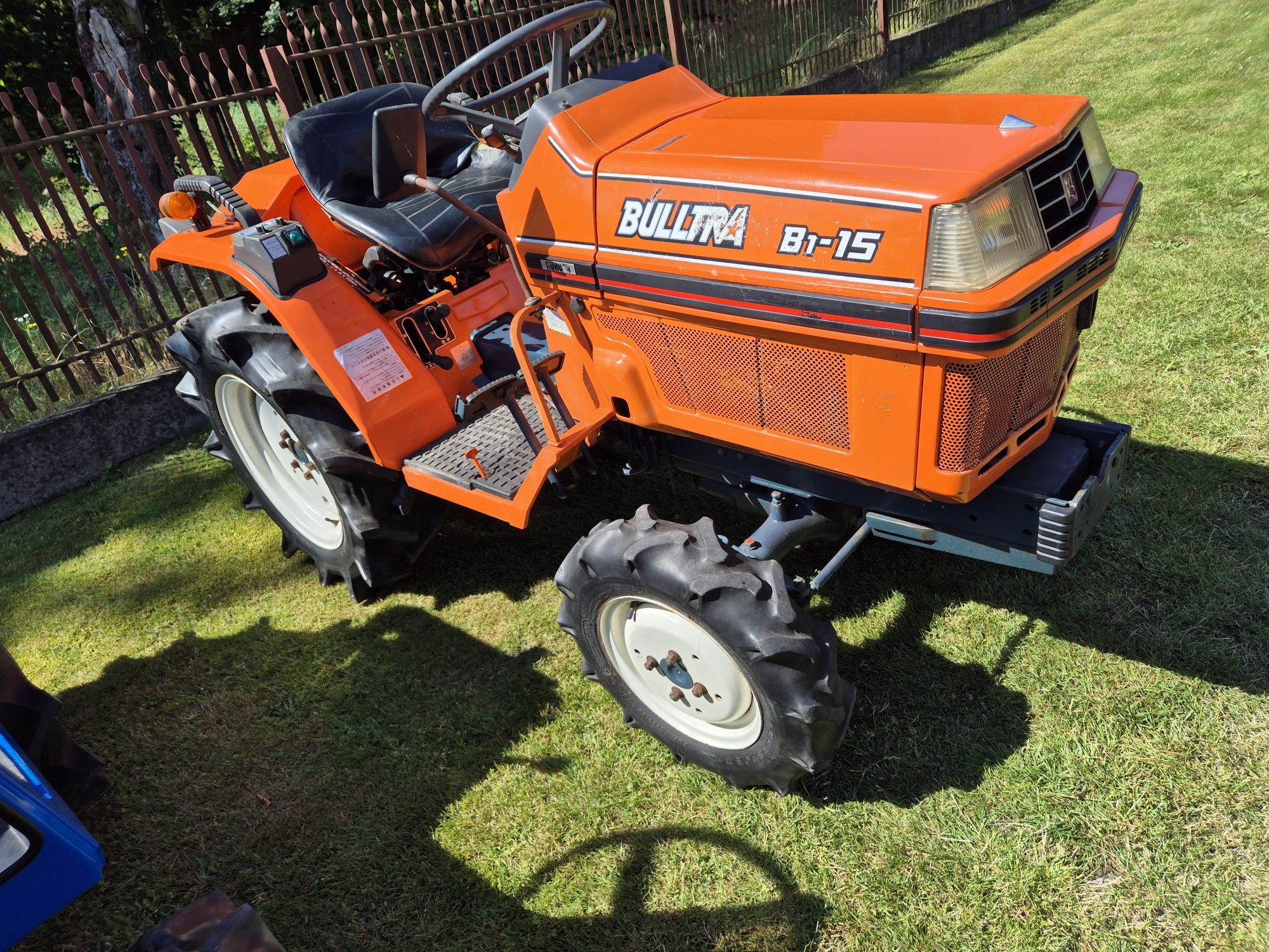 Kubota Bulltra B1-15 minitraktor japoński okazja
