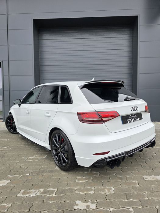 Audi A3 8V Facelift SLine "Look RS3"