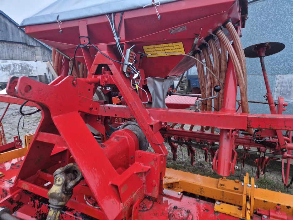 Agregat uprawowo - siewny 2.5m siewnik pneumatyczny Accord brona Rau