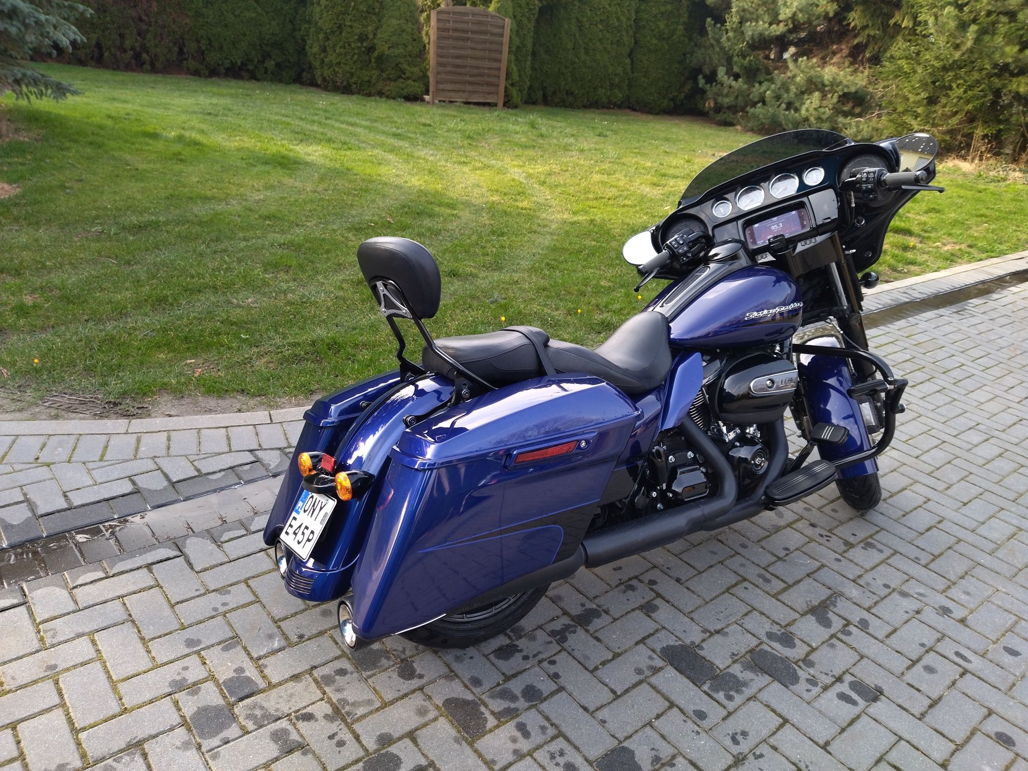 Harley Davidson touring street glide 2020