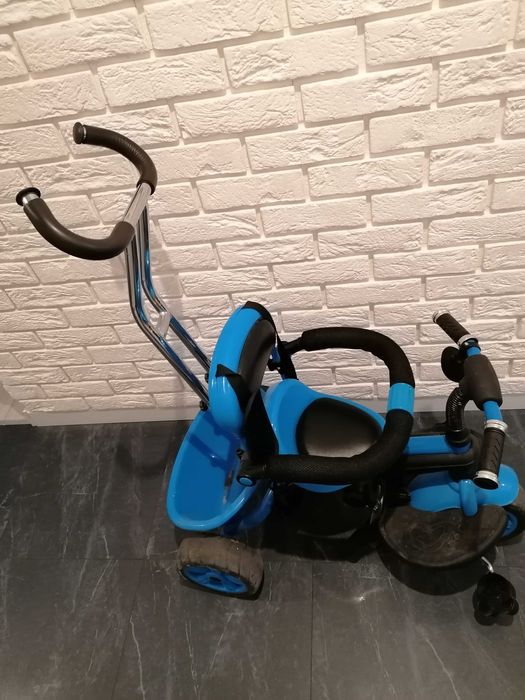 Rower, rowerek trójkołowy dla chłopca w stanie idealnym