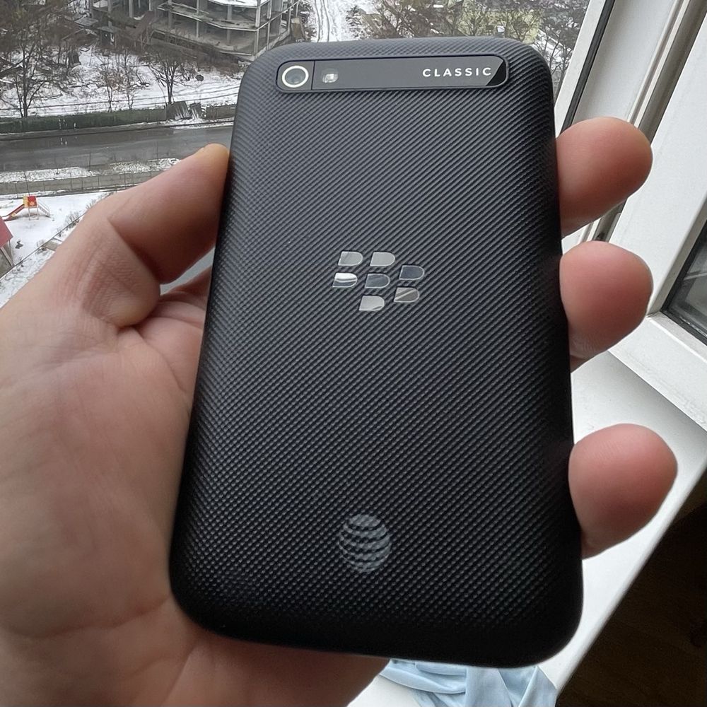 BlackBerry Q20 Classic AT&T