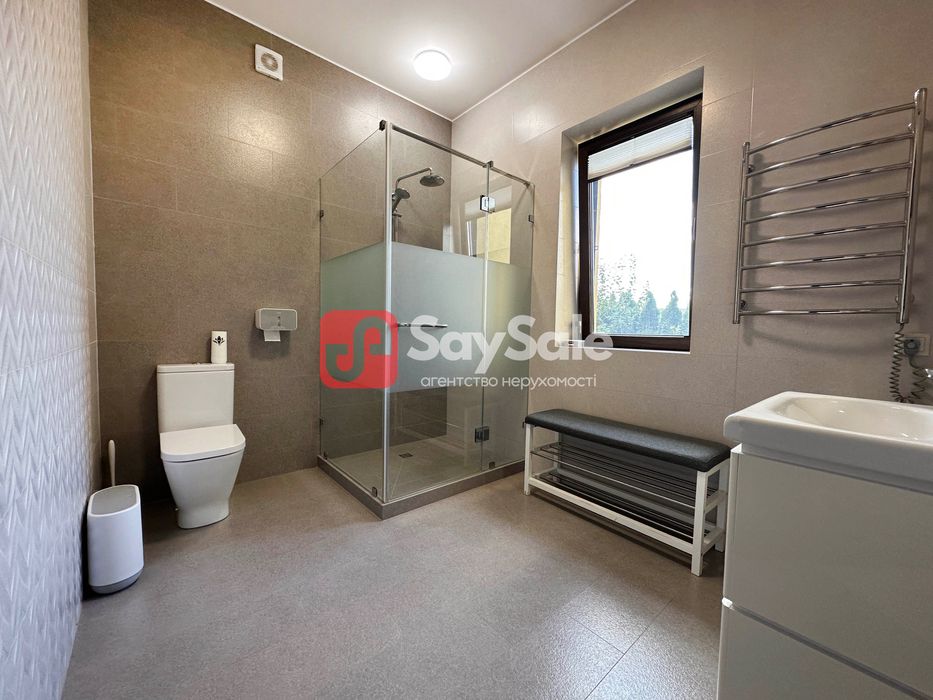 Продам будинок 460м2, 8 сот в селі Гатне, Мегамаркет, Одеський напрям