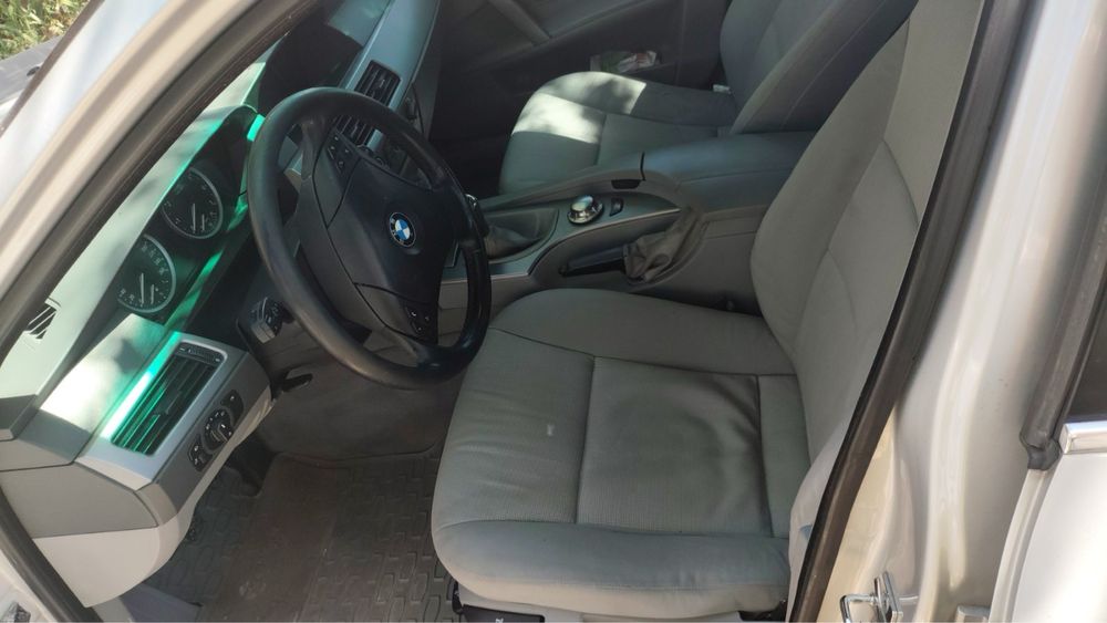 Продам бмв е60 520і