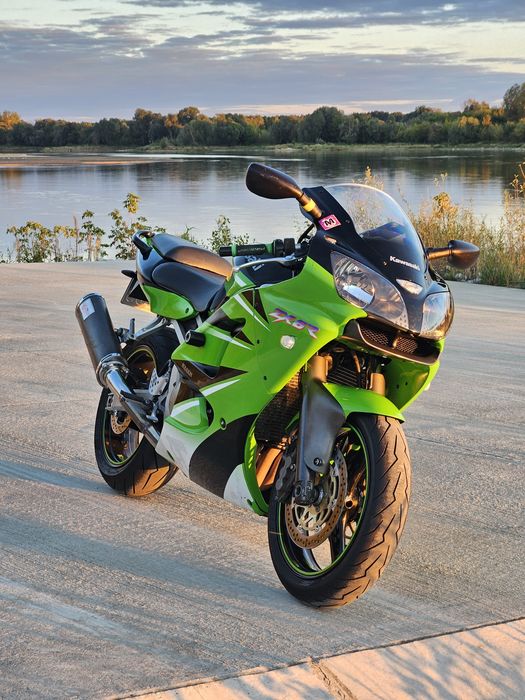 Kawasaki Ninja ZX6R j1 2000