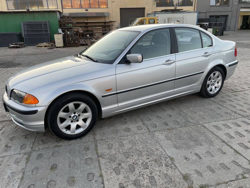 BMW 3 Bezwypadkowa. Bardzo zadbana.
