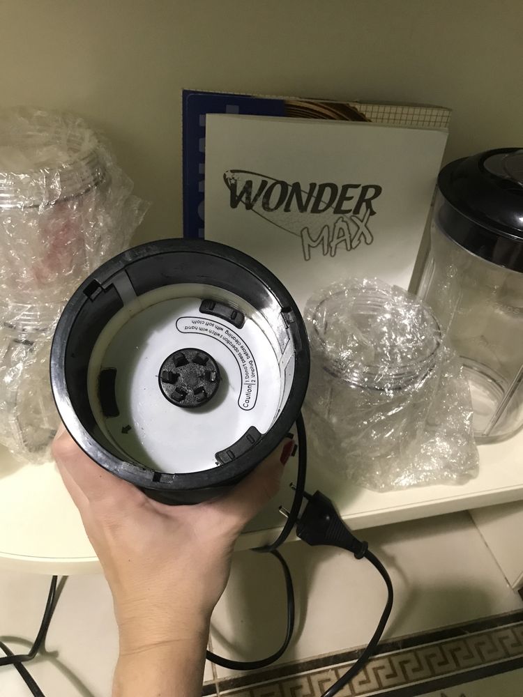 Соковижималка та блендер Magic Bullet Wonder Max