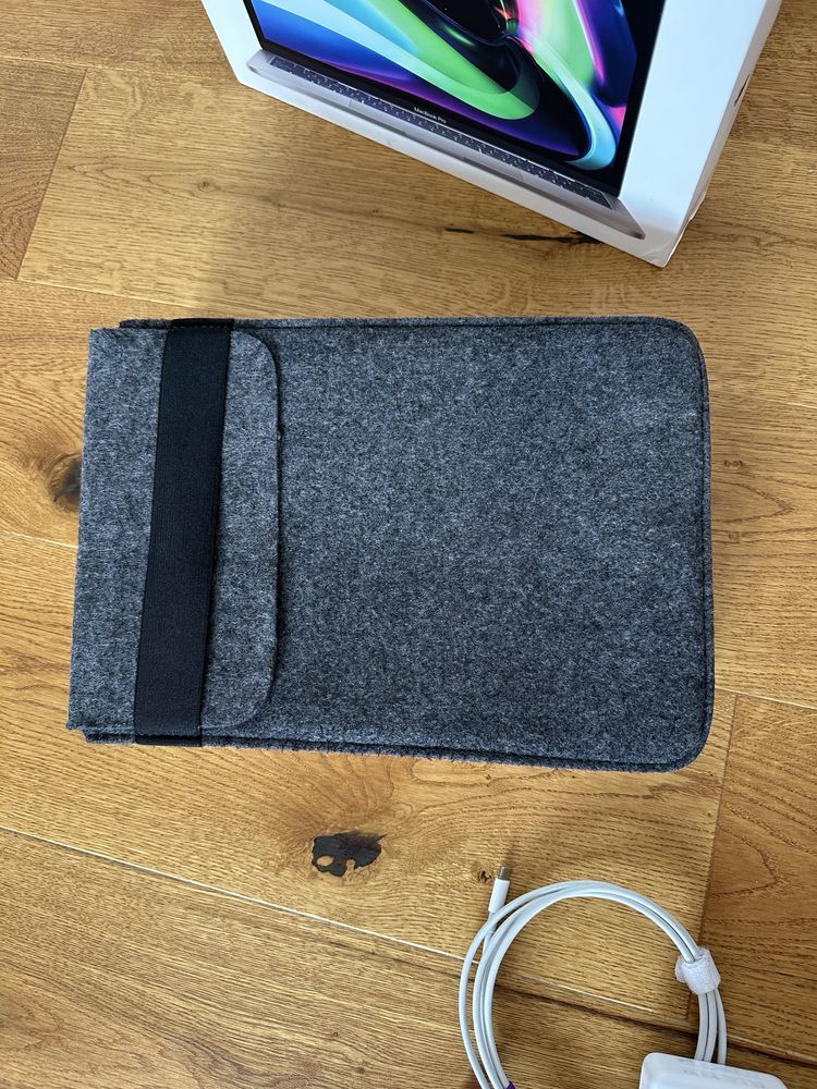 Macbook Pro m1 (8/256) стан ідеальний