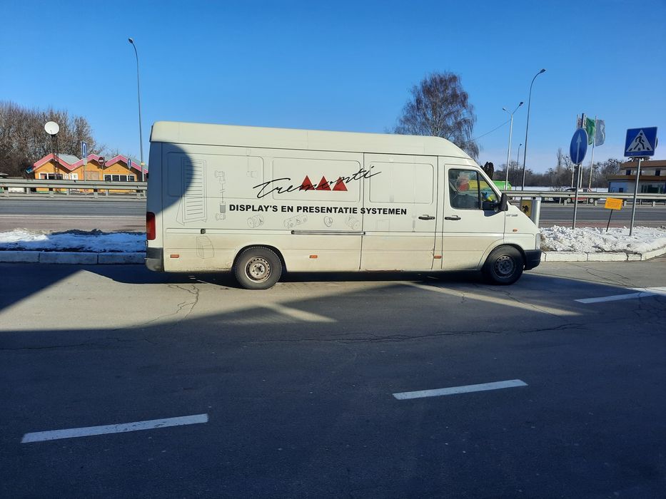 Вантажні перевезення по місту та Україні послуги вантажників недорого