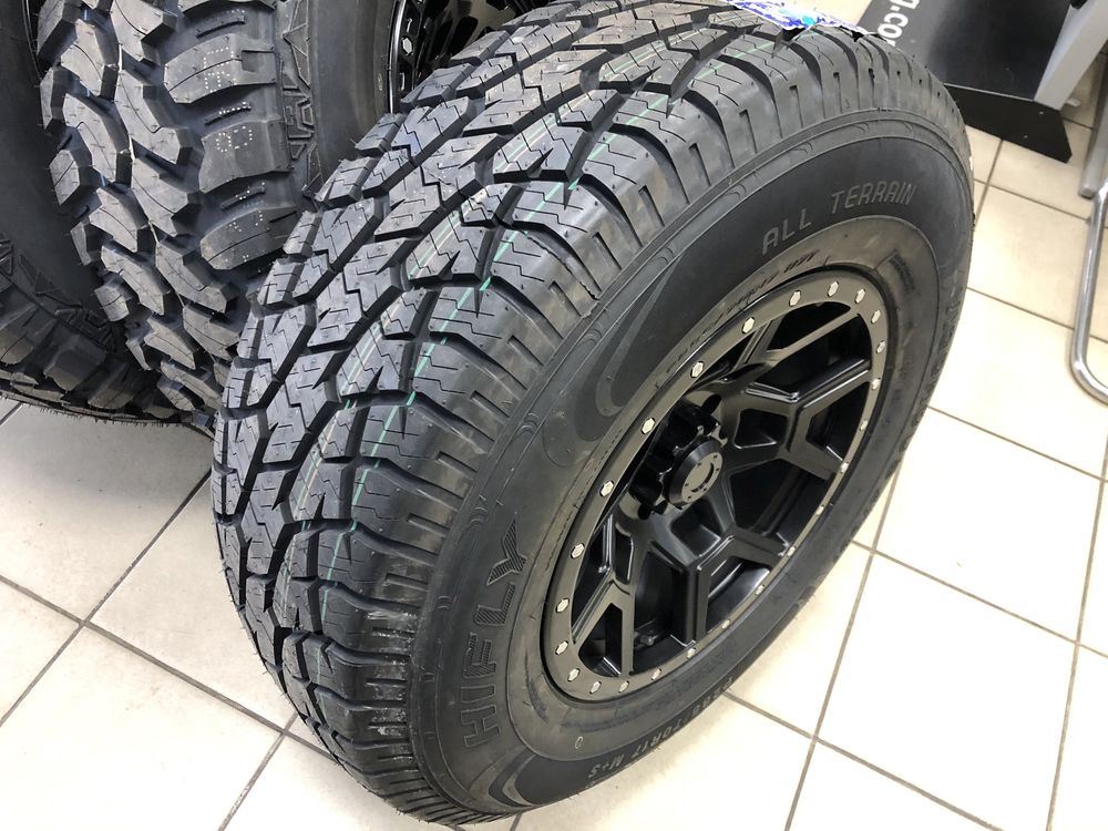 Koła Jeep 5x127 9x17 et0 opony 285/70R17 All Terrain