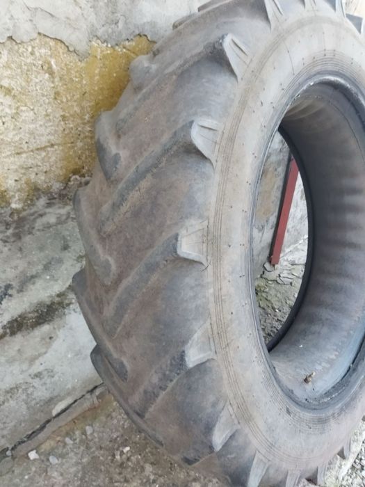 Продам покришки мтз-82