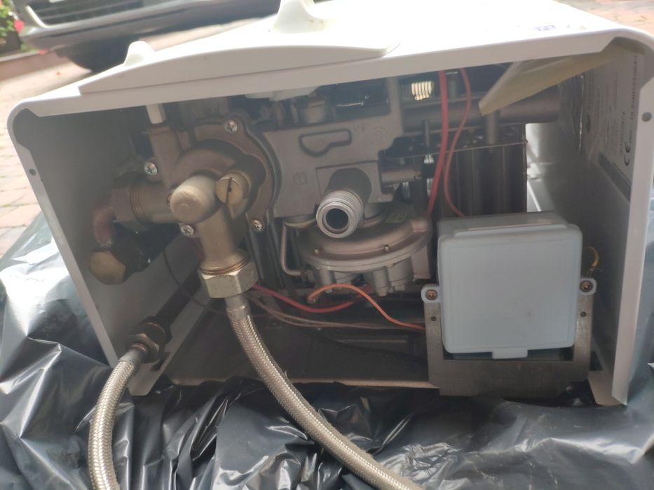 Piec jednofunkcyjny podgrzewacz wody Saunier Duval b11b opalia c