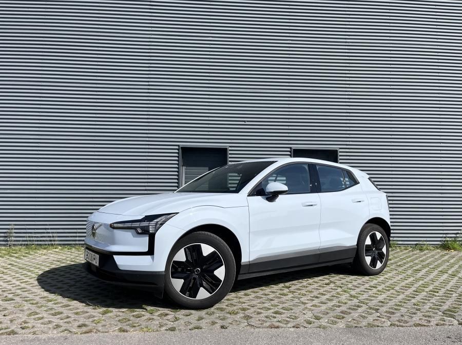 Volvo EX30 69 kWh Single Motor Extended Range Core