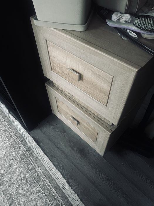 Комод і 2 тумбочки приліжкові
