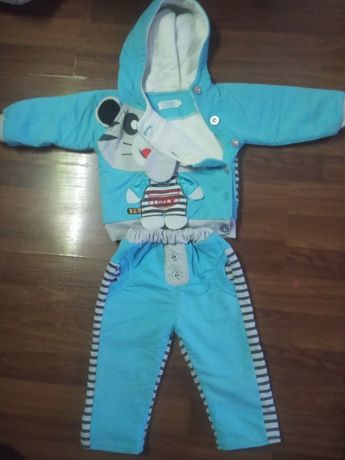 Продам детский костюмчик