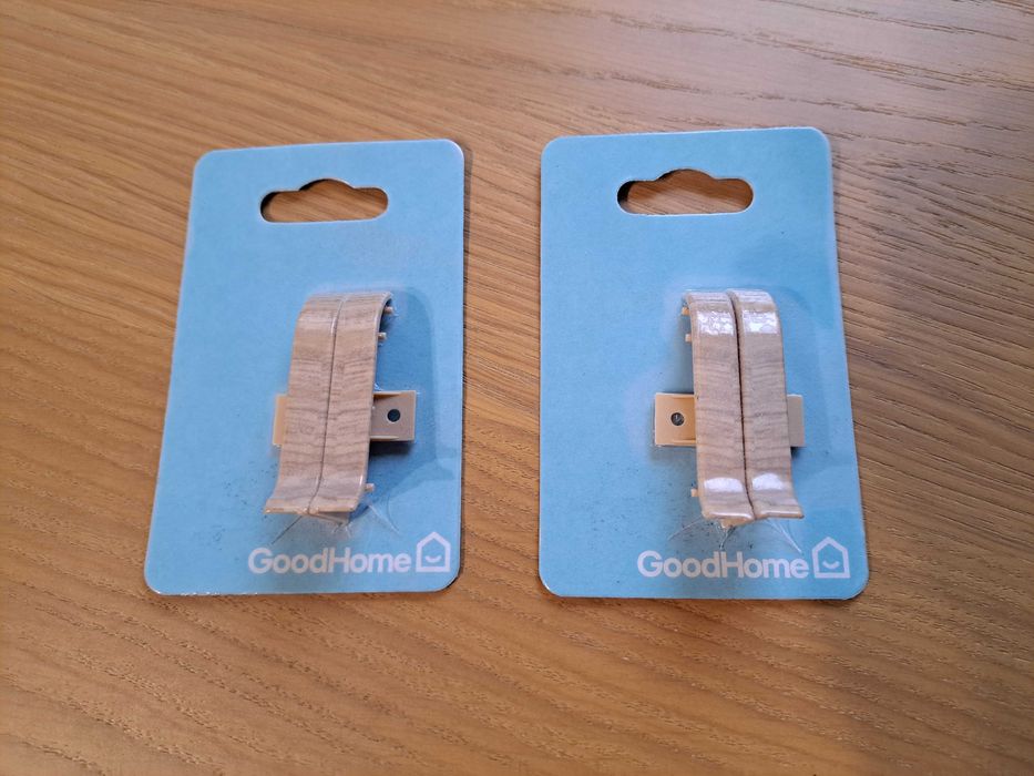 Zaślepka prawa i lewa do listew przypodłogowych PVC