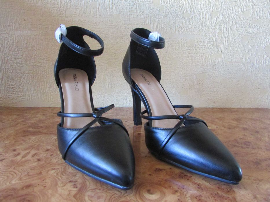 Czółenka ANNA FIELD Roz. 37