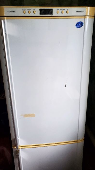 Продам холодильник Samsung RL33EAMS