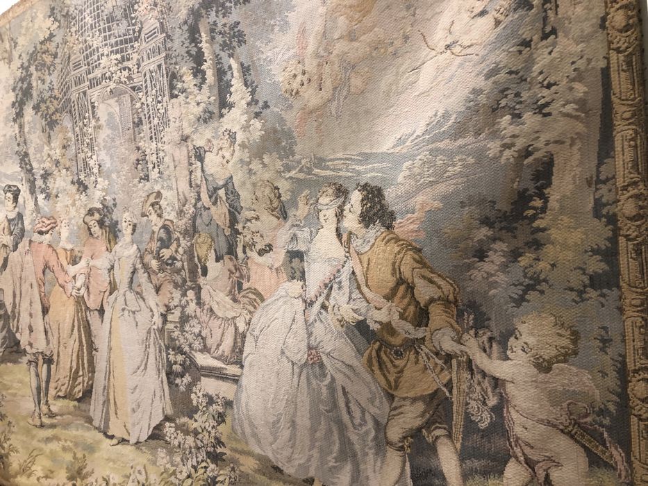 Tapeçaria Francesa de grandes dimensoes com galeria .