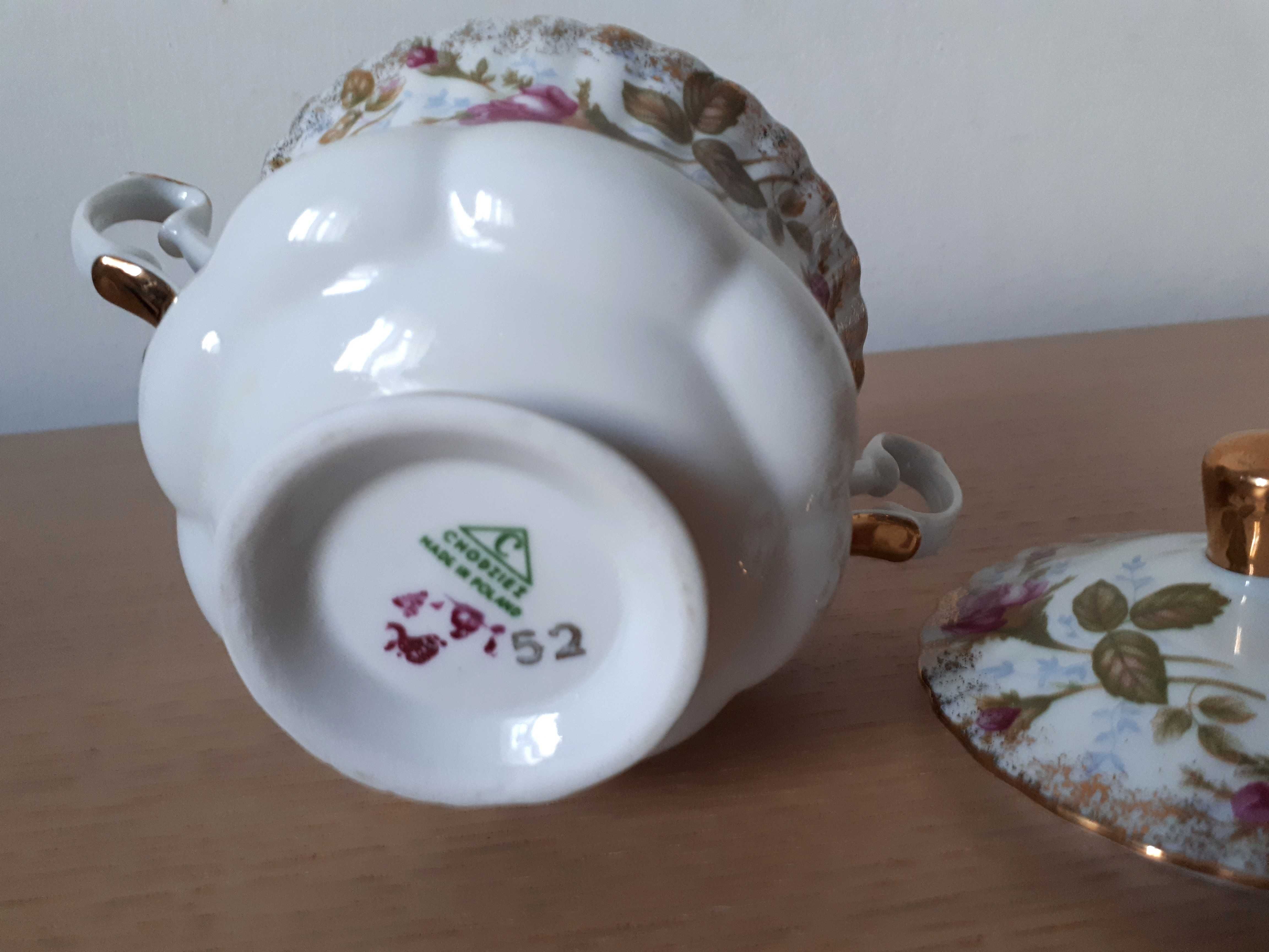 cukierniczka Chodzież porcelana cukiernica z przykrywką Iwona róże