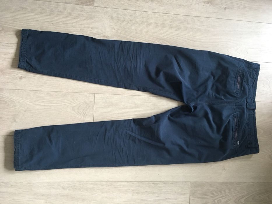 Spodnie Reserved slim fit rozmiar 31