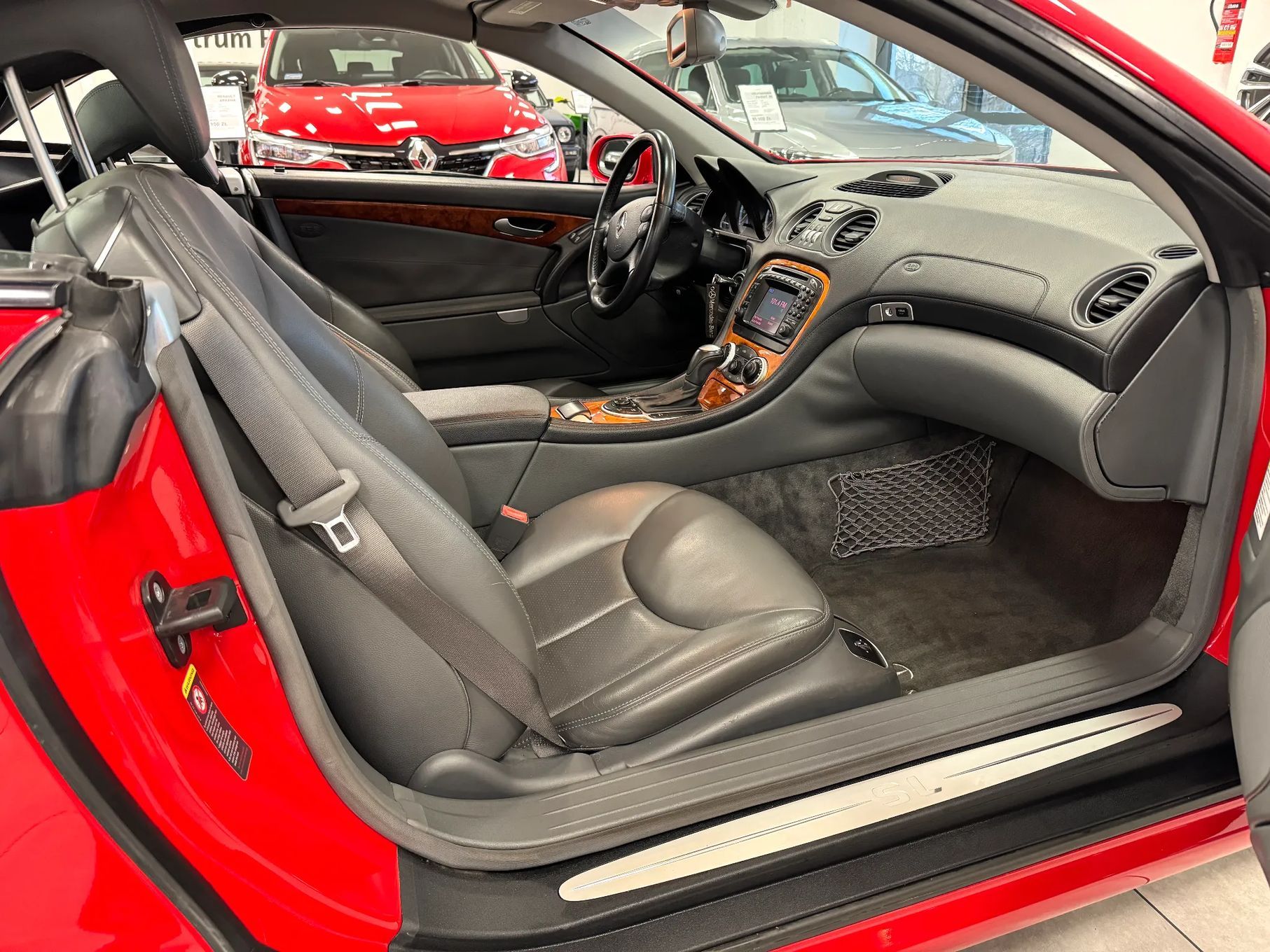 Mercedes-Benz SL / cabriolet / benzyna V8 / bezwypadkowy / oryginalny lakier /