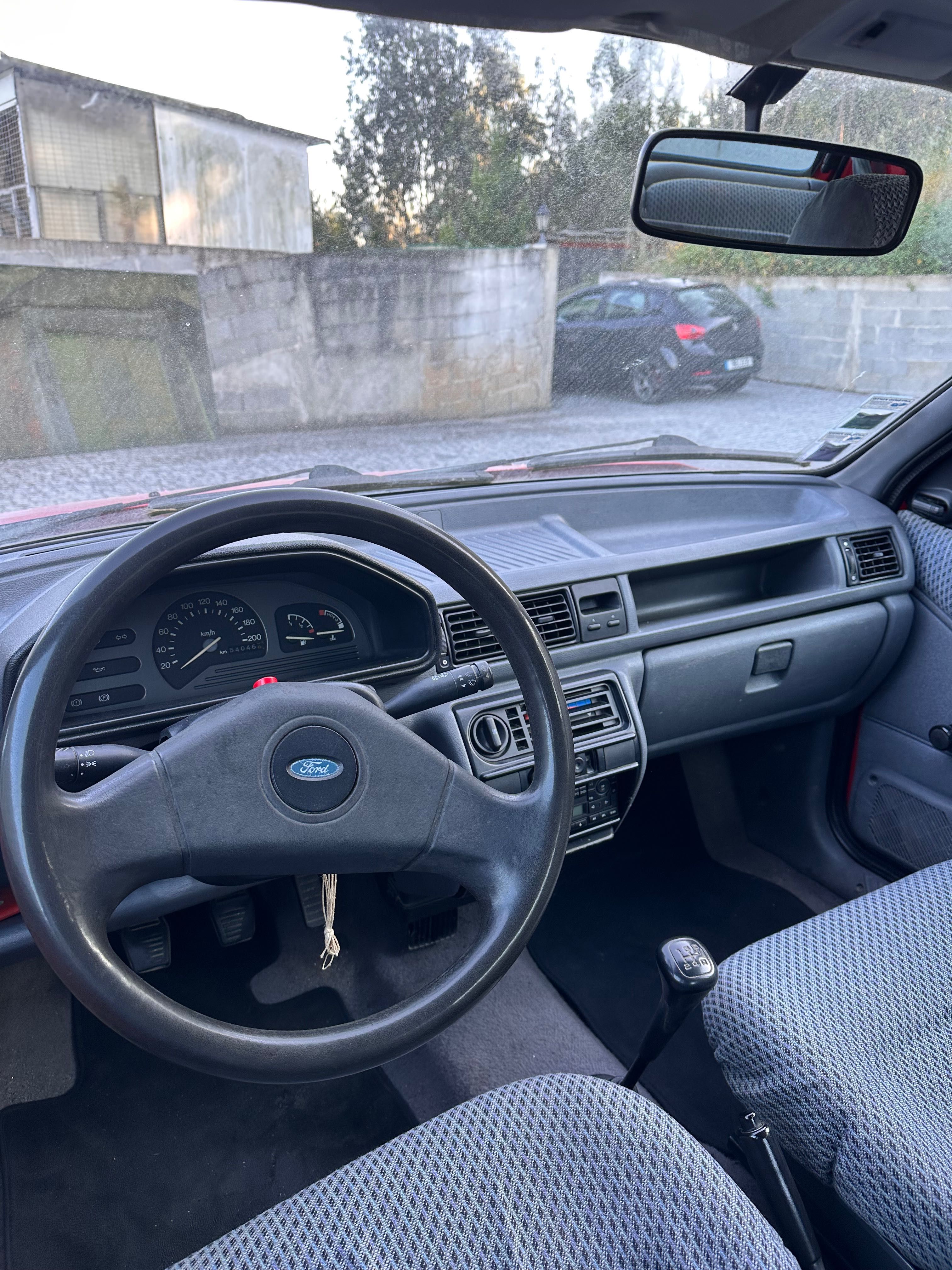 Ford      fiesta