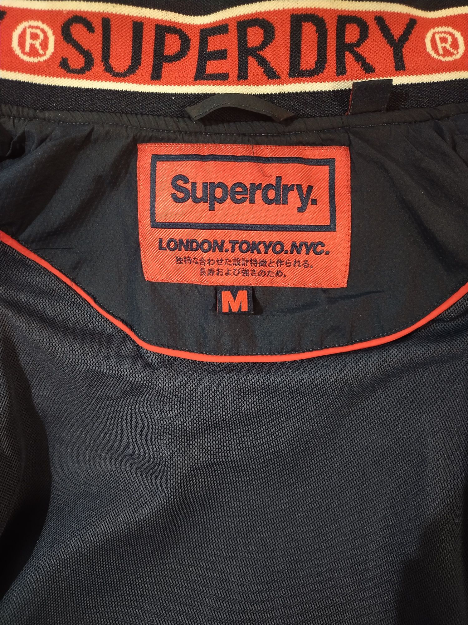 Куртка Superdry, розмір M