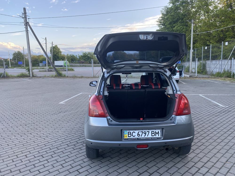 Продам авто Suzuki Swift 2006р. 1.3 бензин