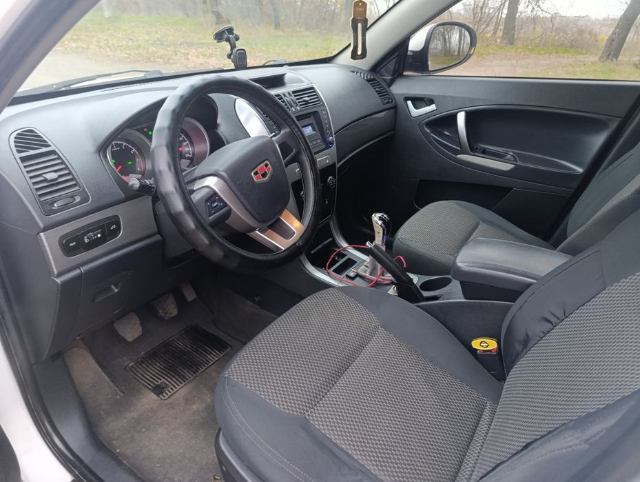 Срочно недорого geely emgrand x7