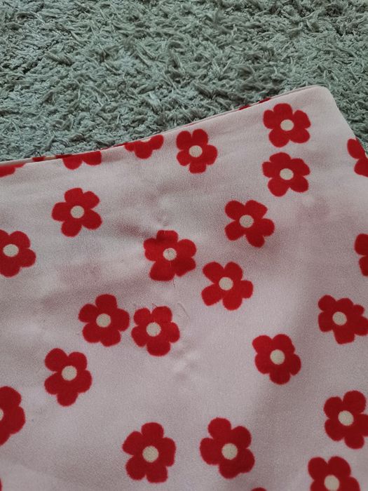 Różowa spódniczka w kwiatki Shein 36 S czerwona krótka mini letnia