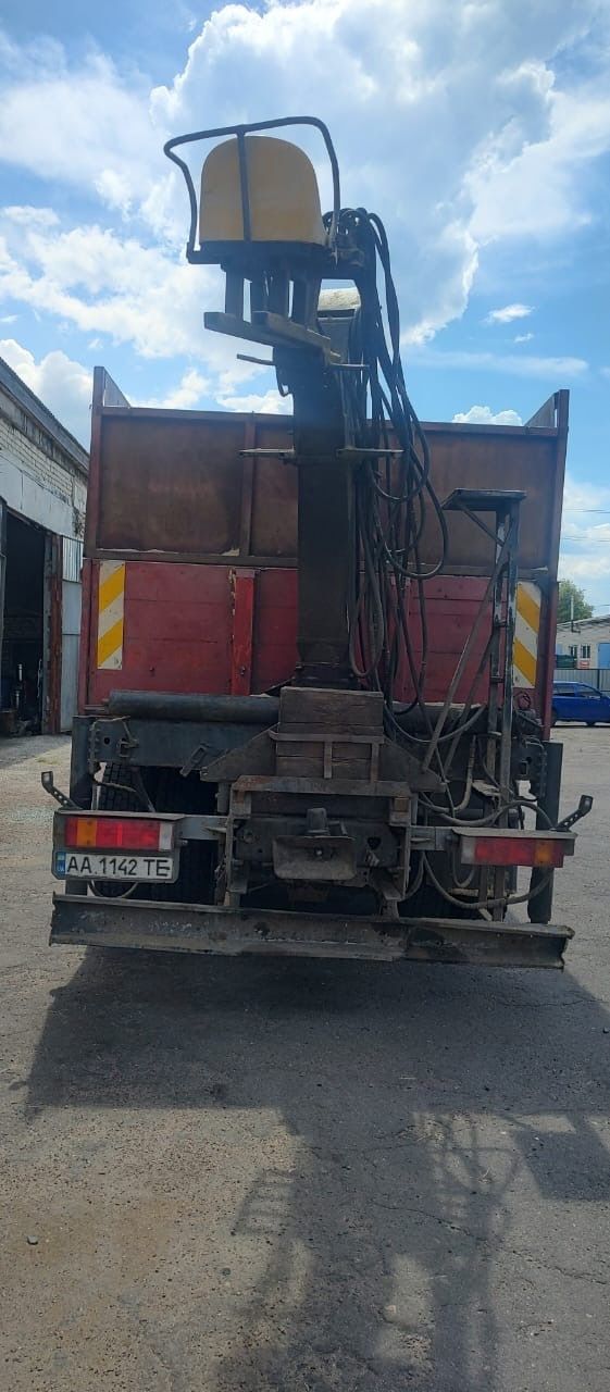 MAN 24.362 самосвал маніпулятор