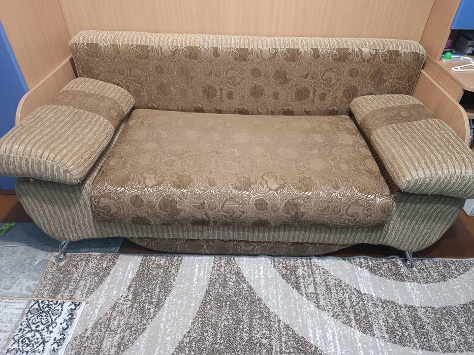 Диван розкладний з нішою для постільної білизни ліжко софа