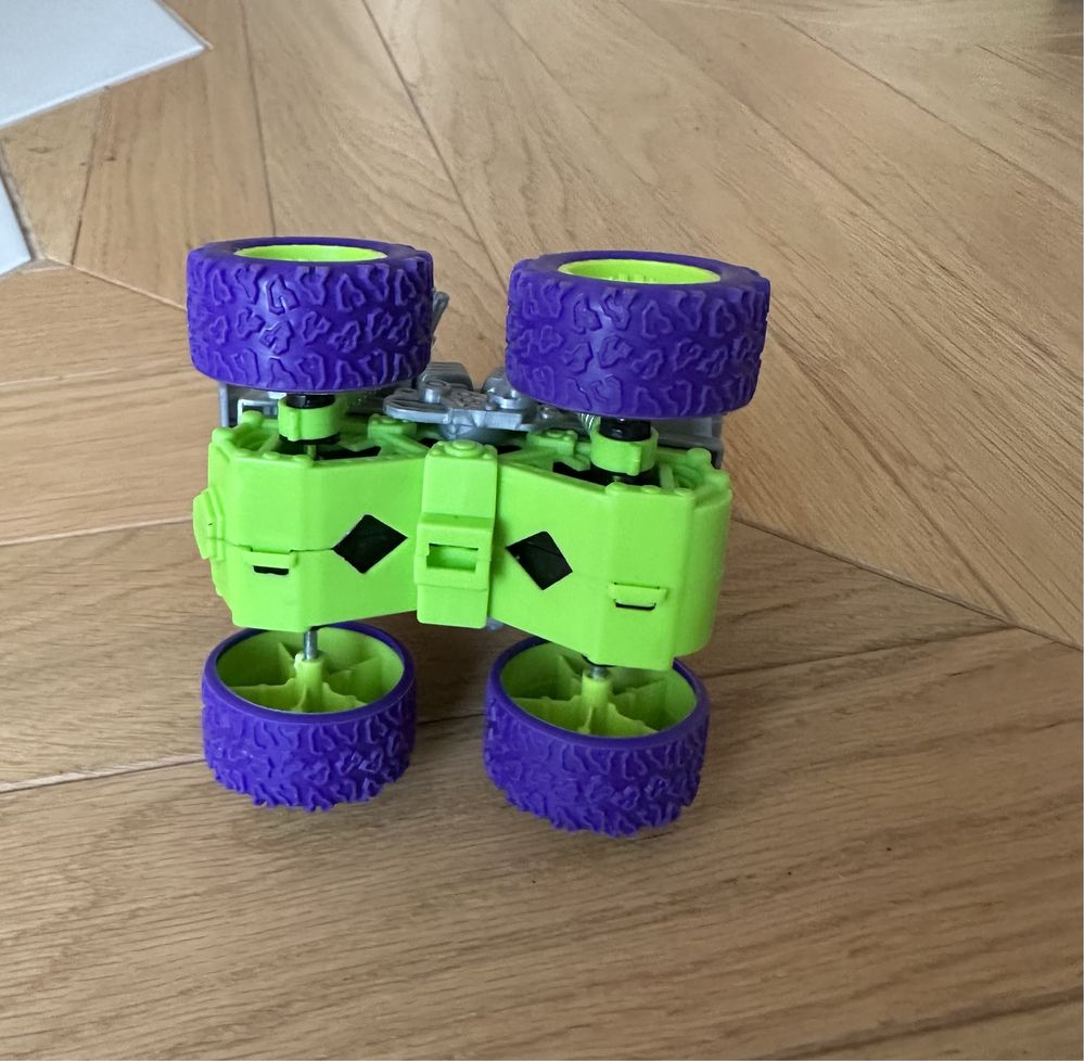 Pojazd quad motor