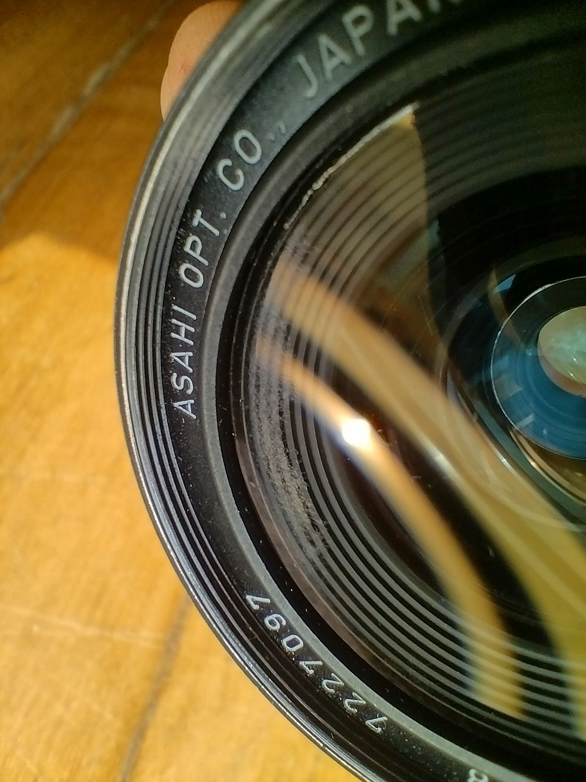 Super-Multi-Coated Takumar 28mm 3.5 com fungos