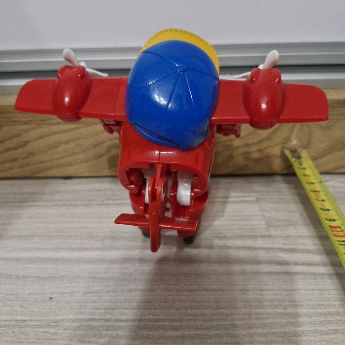 Super Wings samolot