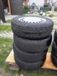 3 komplety opon 195/65R15 na felgach stalowych - VW Passat, Ford Focus