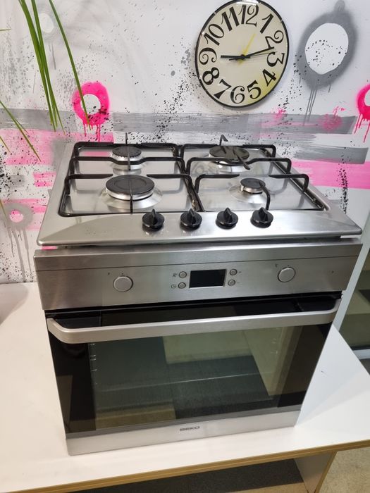 Комплект духова шафа духовка пічка та газова плита Beko/Mastercook