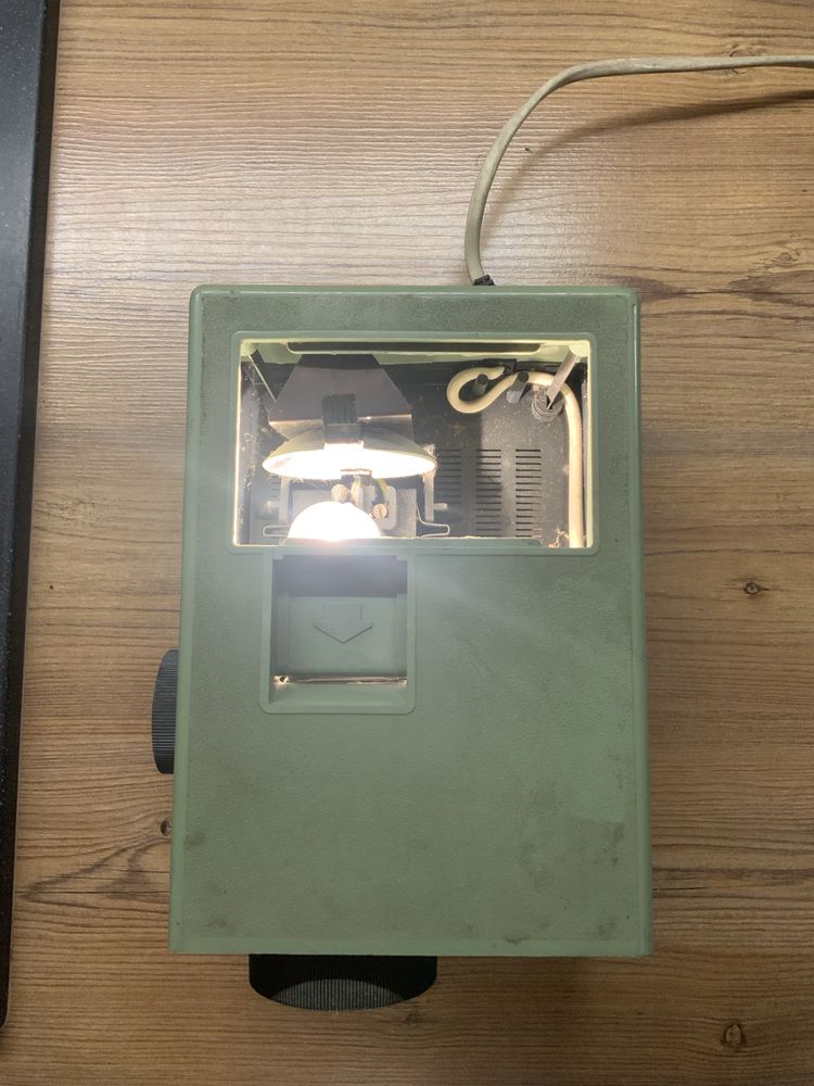 Projektor rzutnik Ania PRL Vintage
