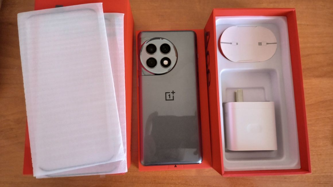 Смартфон Оneplus ace 2 pro 16/512 Snapdragon 8Gen2