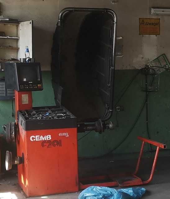 Montazownica osob BUS i wywazarka CEMB C201 osobowe - TIR ciezarowe