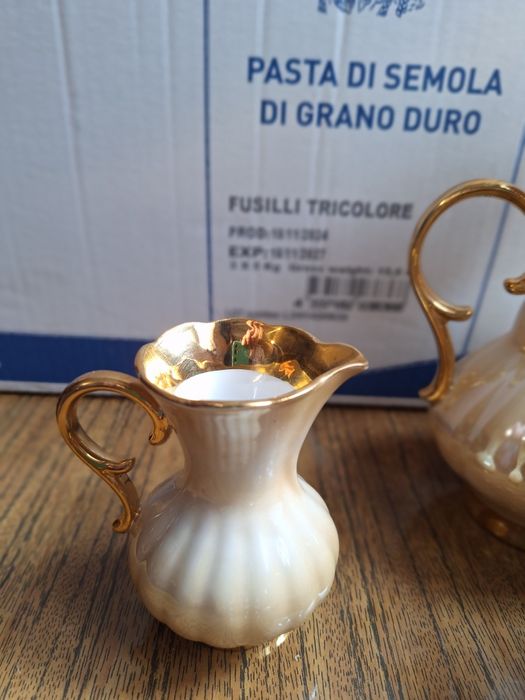 Кавовий фарфоровий сервіз