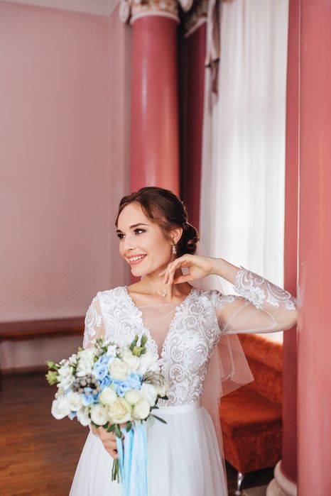 Весільна сукня дуже гарна та зручна