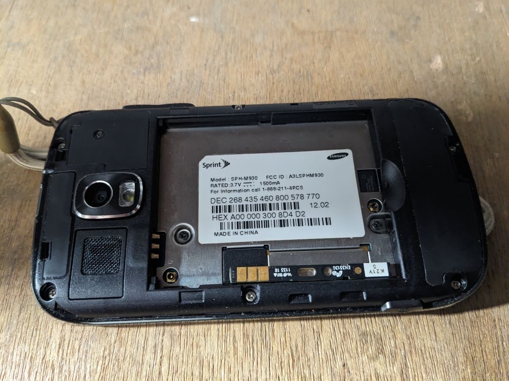 Смартфон трансформер Samsung SPH-M930 з розсувною клавіатурою