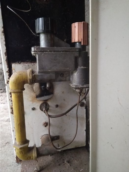 Газовый бездымоходный двухконтурный котёл Житомир-7