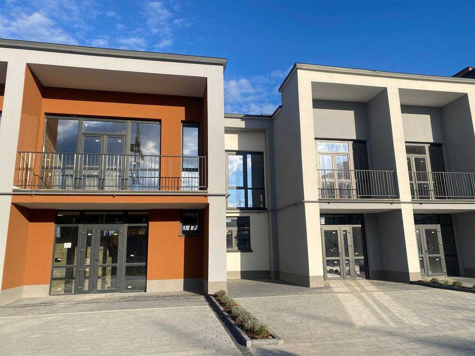 Продаж таунхаусу з надзвичайно красивим плануванням 67 000$